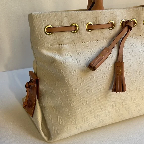 NWOT DOONEY & BOURKE VINTAGE SIGNATURE CANVAS LEATHER SHOULDER TOTE NEVER USED - Picture 5 of 17